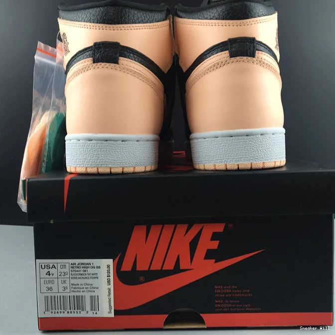 Crimson 537 Tint Retro Jordan1 DailyWear Black 555088-081 0602